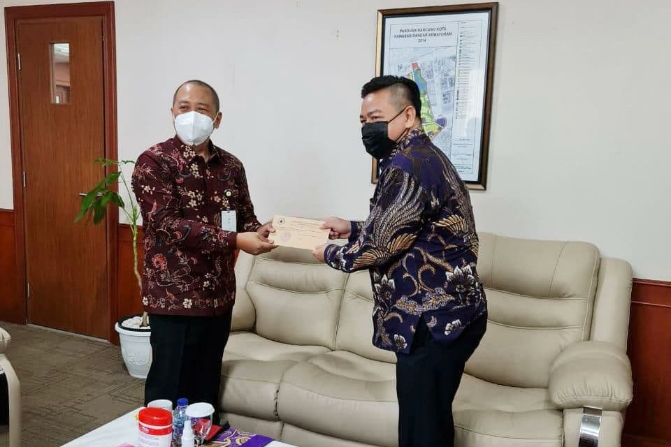 Dosen Magister Hukum Sekolah Pascasarjana UNIDA Bogor resmi dilantik sebagai Ketua Dewan Pengawas Badan Layanan Umum Pusat Pengelolaan Komplek Kemayoran