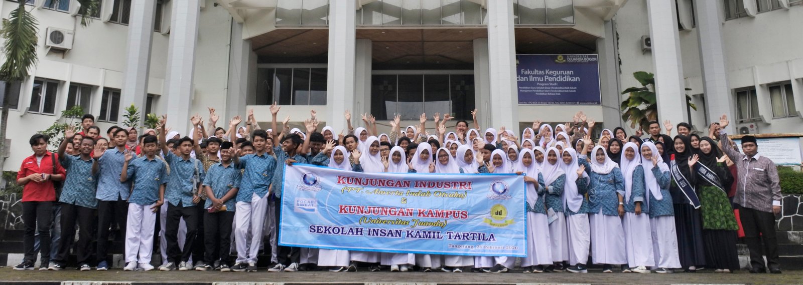 Kenalkan Pentingnya pendidikan lanjutan, SMA & SMK Insan Kamil Tartila  kunjungi UNIDA Bogor
